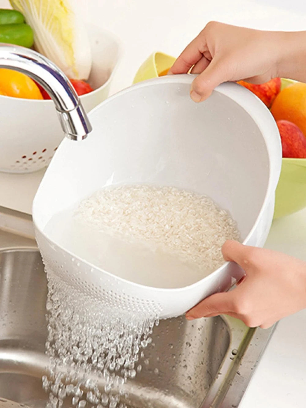 Rice washing drain basket draining rinsed rice
